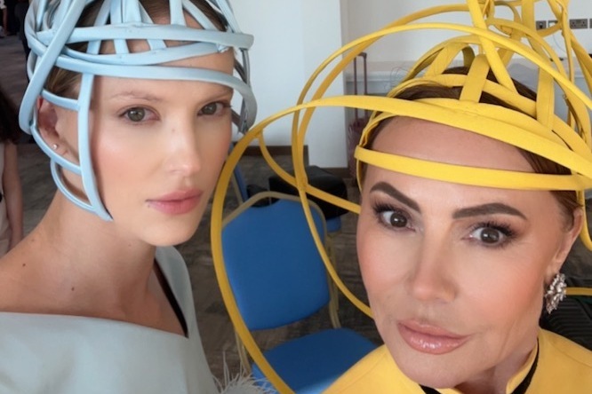 Hellomagazine.comDubajska moda dodaje blasku na Super Saturday Ladies’ Day